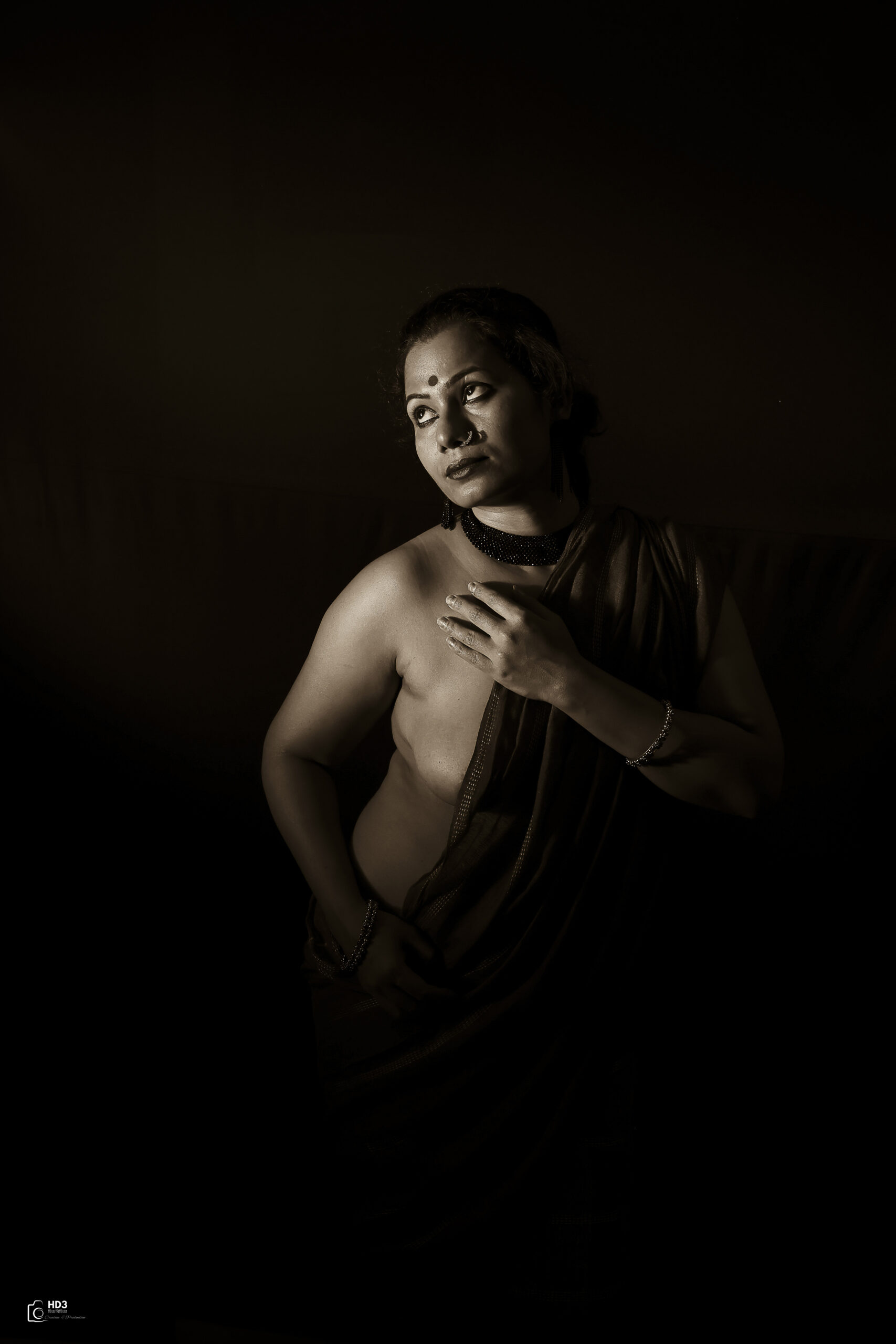 যক্ষপুরের মায়াবিনী